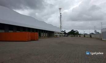 Imagem: Galpão com 1.500 m² Dentro de Condomínio