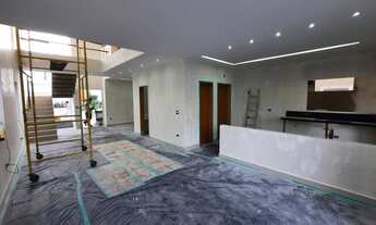 Imagem 7: Sobrado à VENDA no Urbanova com 250 metros quadrados 05 dormiitórios e 4 suítes, piscina n