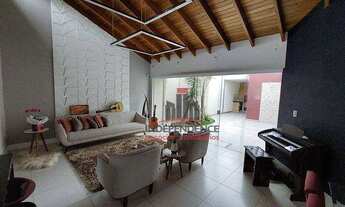 Imagem 2: Casa com 3 dormitórios à venda, 138 m² por R$ 850.000,00 - Villa Branca - Jacareí/SP