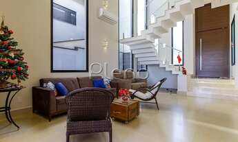 Imagem 4: Sobrado, 4 quartos sendo 3 suítes, piscina, armários em condomínio fechado!