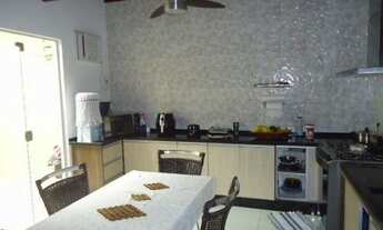 Imagem 2: Sobrado com 3 dormitórios à venda, 170 m² por R$ 750.000,00 - Solar das Torres - Cuiabá/MT