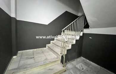 Imagem 3: Apartamentão 2 Quartos Com Quarto de Serviço com Banheiro, Varandão e Garagem na Vila da P