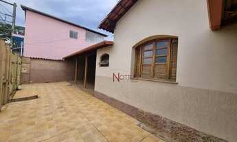 Imagem 2: Casa no Centro de Mateus Leme/MG | 3 Quartos