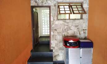 Imagem 5: Casa Ampla, com rancho no segundo piso, quintal, com 3 dormitórios para alugar, 169 m² por