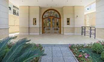 Imagem 7: ITAIM BIBI - NEOCLÁSSICO - ARMÁRIOS EMBUTIDOS - 275 M2 ÚTEIS - 5 GARAGENS