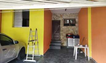 Imagem 2: Casa Ampla, com rancho no segundo piso, quintal, com 3 dormitórios para alugar, 169 m² por