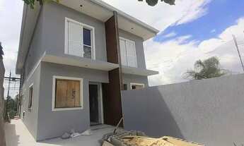 Imagem: Sobrado em fase final de acabamento à venda