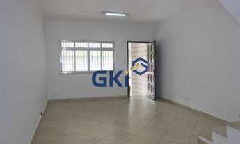 Imagem 2: Vila Gumercindo, sobrado reformado, 2 dormitórios, 2 vagas