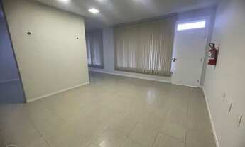 Imagem 6: Casa para fins Comerciais. Ótima localização no Centro, próximo ao Shopping Neumarkt