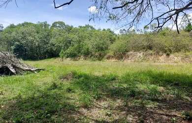 Imagem 2: Fazendinha para Venda em Cachoeiras de Macacu, Papucaia, 2 dormitórios, 1 suíte, 2 banheir