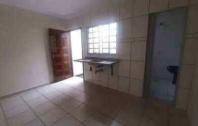 Imagem 6: Casa para Aluguel com 2 quartos , 80m² em Vila Antonieta - São Paulo