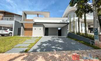 Imagem: Casa à venda, 3 quartos, 3 suítes, 4 vagas