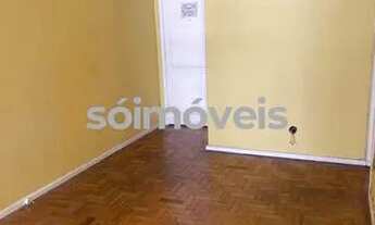 Imagem 4: Apartamento para venda tem 65 metros quadrados com 2 quartos em Copacabana - Rio de Janeir