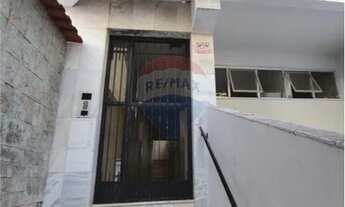 Imagem 3: Apartamento térreo, com 02 quartos, banheiro social, cozinha ampla, uma vaga de garagem e