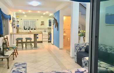 Imagem 2: Casa em condomínio, Guaratuba, Praia Central, 200m, 4 quartos, 1 suíte c sacada, 2 vagas