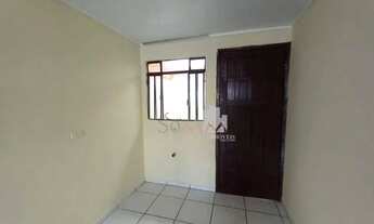 Imagem 4: Casa com 2 dormitórios para alugar, 45 m² por R$ 950/mês + taxas - Pinheirinho - Curitiba