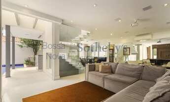 Imagem 3: Casa de condomínio com piscina e área gourmet