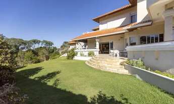 Imagem 4: Casa estilo californiano com 798m² privativos no Santo Inácio, perto do Parque Barigui