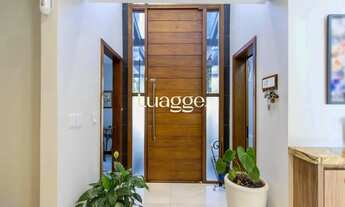 Imagem 5: Casa com elevador e 4 dormitórios