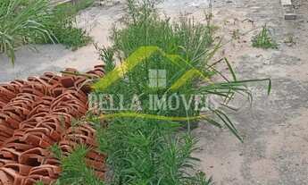 Imagem: Fração de terreno medindo 5,50m² por