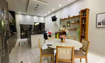 Imagem 2: Casa de Condomínio com 3 Quartos à venda, 172m² - Vivendas da Mata