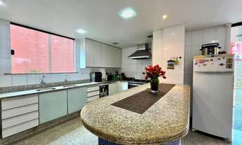 Imagem 2: Casa à venda no Cond. Greenville 1 , 5 suítes , 450m2 + piscina por 2MM