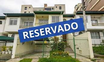 Imagem: Sobrado no Cabral com 3 Quartos e Suíte