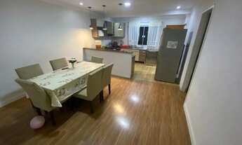 Imagem 4: Duas casas: uma por 270,000 e outra por 250,000