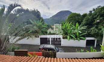 Imagem 6: Excelente Sobrado com 4 Quartos em Charitas Próximo à Estação de Barcas