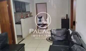 Imagem: Casa à venda em conjunto habitacional água