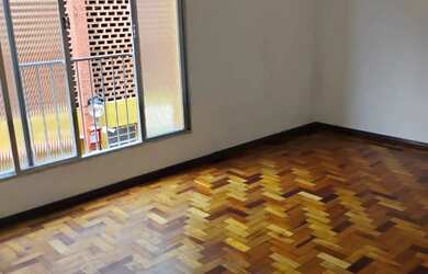 Imagem 6: Apartamento bem localizado