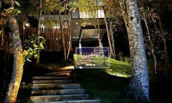 Imagem 5: Linda casa semi mobiliada cercada pelo verde! Com 2 dormitórios, 1 suíte, 1 vaga de garage