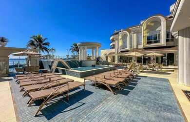 Imagem 7: Apartamento para Venda em Itapema, Meia Praia, 4 dormitórios, 4 suítes, 5 banheiros, 4 vag