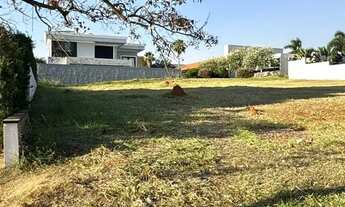 Imagem: Lote/Terreno para venda possui 800 metros