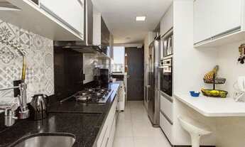 Imagem 7: Apartamento Reformado com 3 Quartos, Suíte e 2 Vagas Cobertas à Venda no Borges Landeiro G