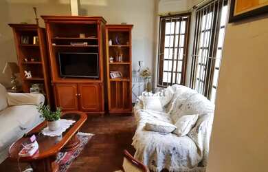 Imagem 4: Oportunidade - Casa Sobrado - Bosque dos Eucaliptos - 4 Dormitórios - 368,90m²