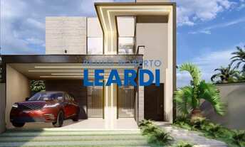 Imagem: CASA EM CONDOMÍNIO - CONDOMÍNIO FIGUEIRA