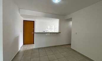 Imagem 7: Quarto e sala com vaga de garagem para locação na Av. Rio Branco