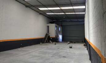 Imagem 3: Galpão/Depósito/Armazém para aluguel com 450 metros quadrados