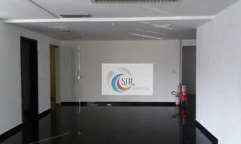 Imagem 6: Conjunto comercial reformado recentemente, com 184m² composto por 2 amplas salas e 4 banhe