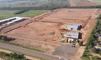 Imagem: Lote/Terreno para venda possui 300 metros