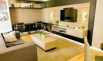 Imagem 3: Apartamento para Venda em Florianópolis, Abraão, 2 dormitórios, 1 suíte, 2 banheiros, 1 va