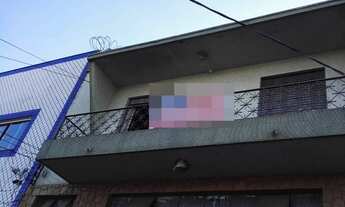 Imagem 2: Casa para venda tem 365 metros quadrados com 3 quartos em Vila Bertioga - São Paulo - SP