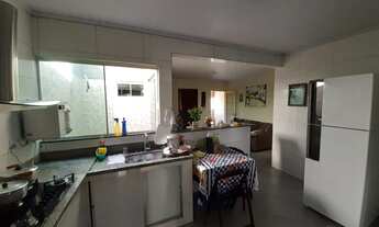 Imagem 3: VENDO ÓTIMA CASA LOCALIZADA NA QR 223 DE SAMAMBAIA NORTE, COM 3 QUARTOS!! CONFIRA!!