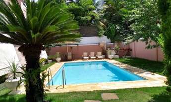 Imagem 3: Casa de condomínio para venda possui 450 metros quadrados com 4 quartos ( baixou o preço