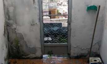 Imagem 3: Casa tipo Apartamento para Locação em Rio de Janeiro, Irajá, 2 dormitórios, 1 banheiro, 1