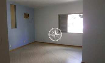 Imagem 6: Sobrado Ensolarado de Esquina com Guarita de Segurança na frente