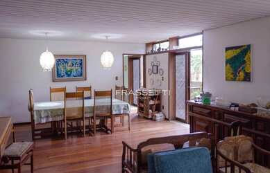 Imagem 3: Casa no Jardim Botânico, 443 m², Condomínio Fechado, 4 Quartos, 2 Suítes, Vaga para 2 Carr