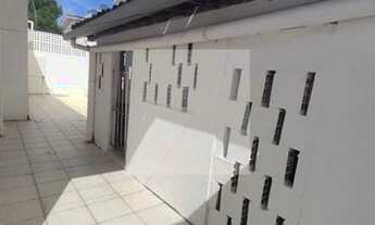 Imagem: Casa no Jardim Oceania a 500 m da praia