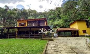 Imagem: Casa com 4 dormitórios à venda, 220 m²